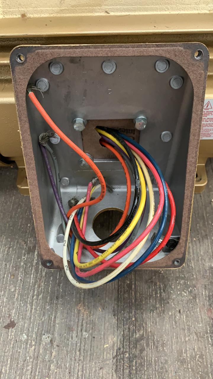 Motor de Corriente Alterna 15 HP Baldor EM4100T