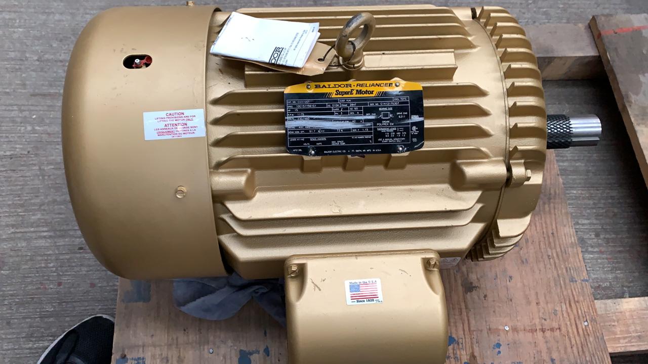 Motor de Corriente Alterna 15 HP Baldor EM4100T