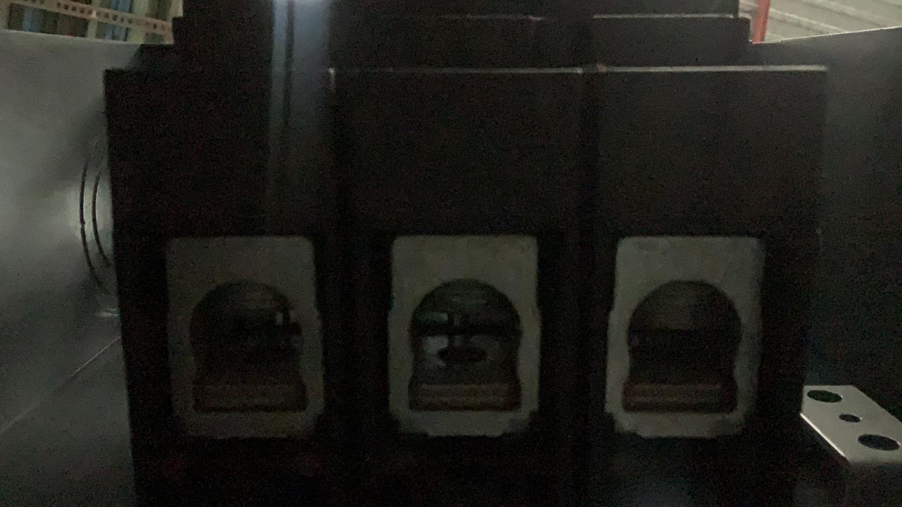 Interruptor en Caja Moldeada Square D 200A J250SMX