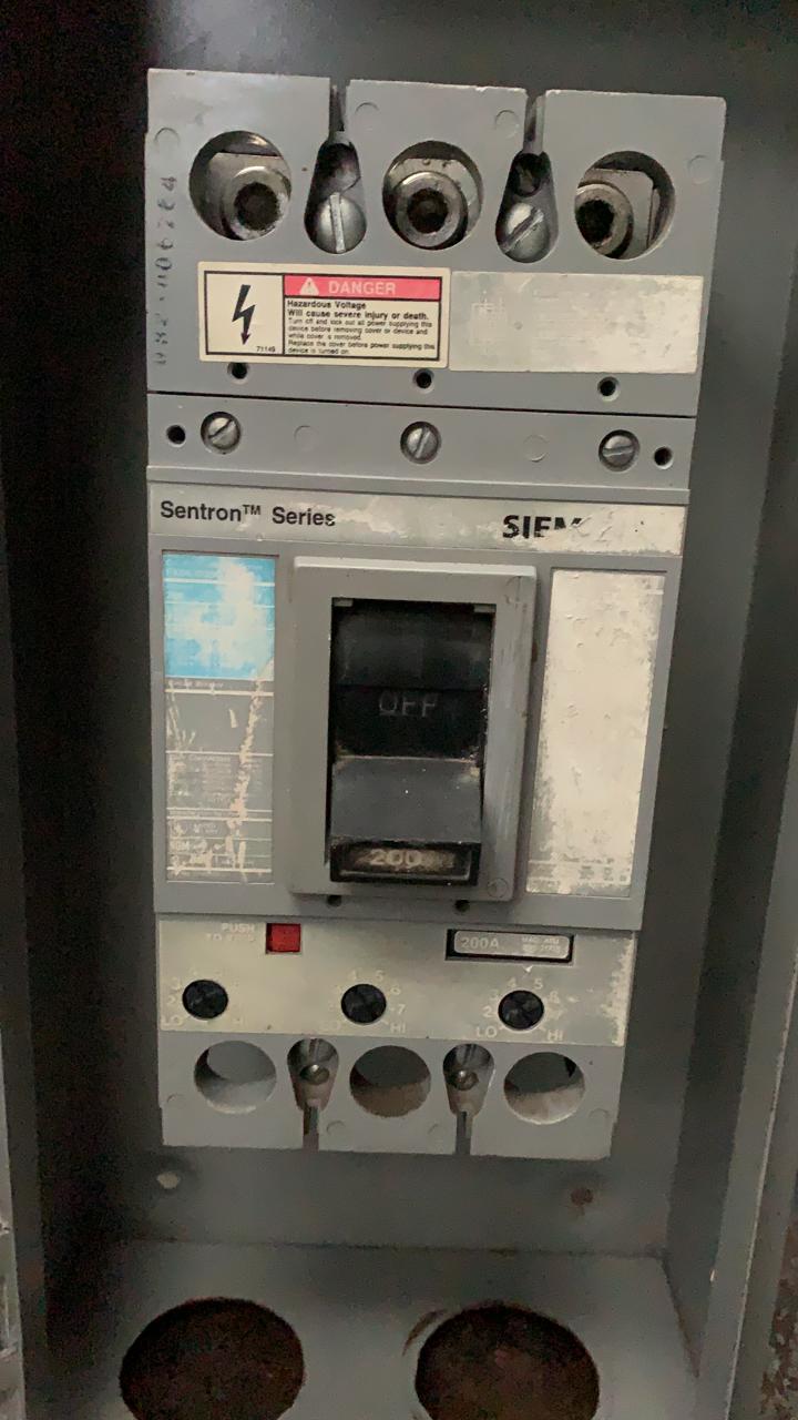 Interruptor en Caja Moldeada Siemens 200A FXD63B200