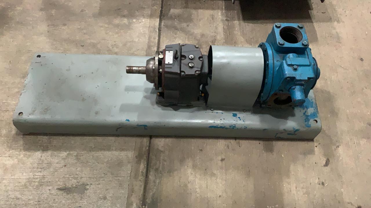 Bomba de Líquidos Viscosos Blackmer X3E con Reductor MT303