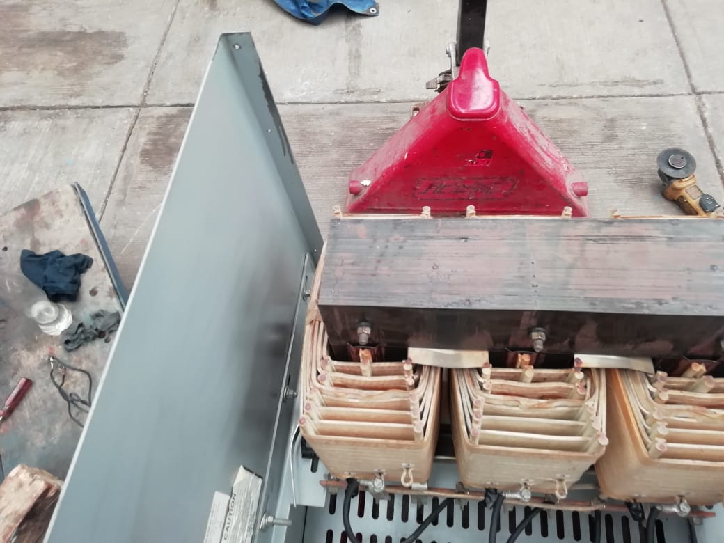 Transformador de Aislamiento 75 KVA Emerson DT651H75S