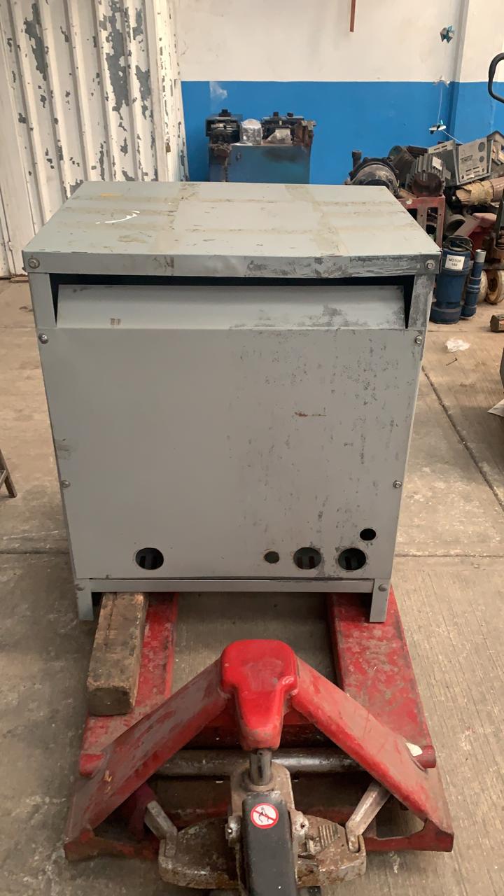 Transformador de Aislamiento 75 KVA Emerson DT651H75S