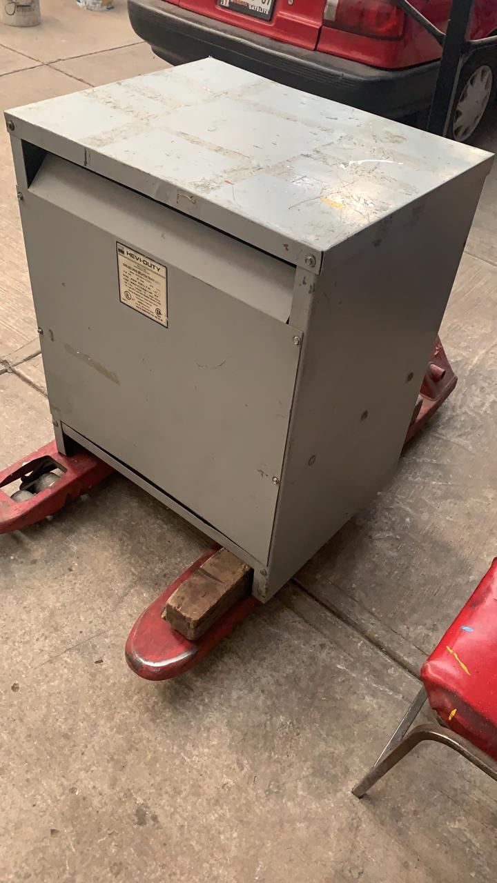 Transformador de Aislamiento 75 KVA Emerson DT651H75S