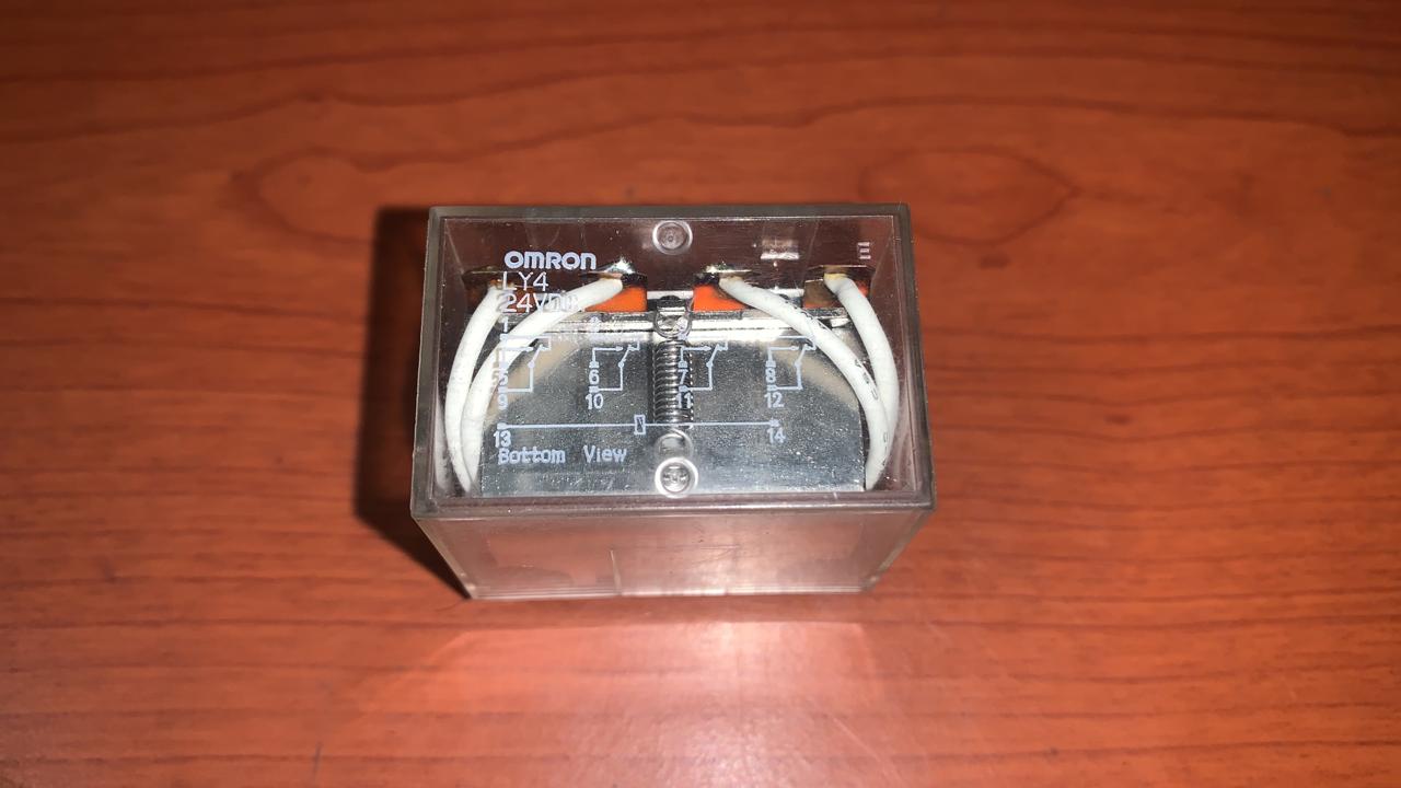 Relevador de Potencia Omron LY4-DC24