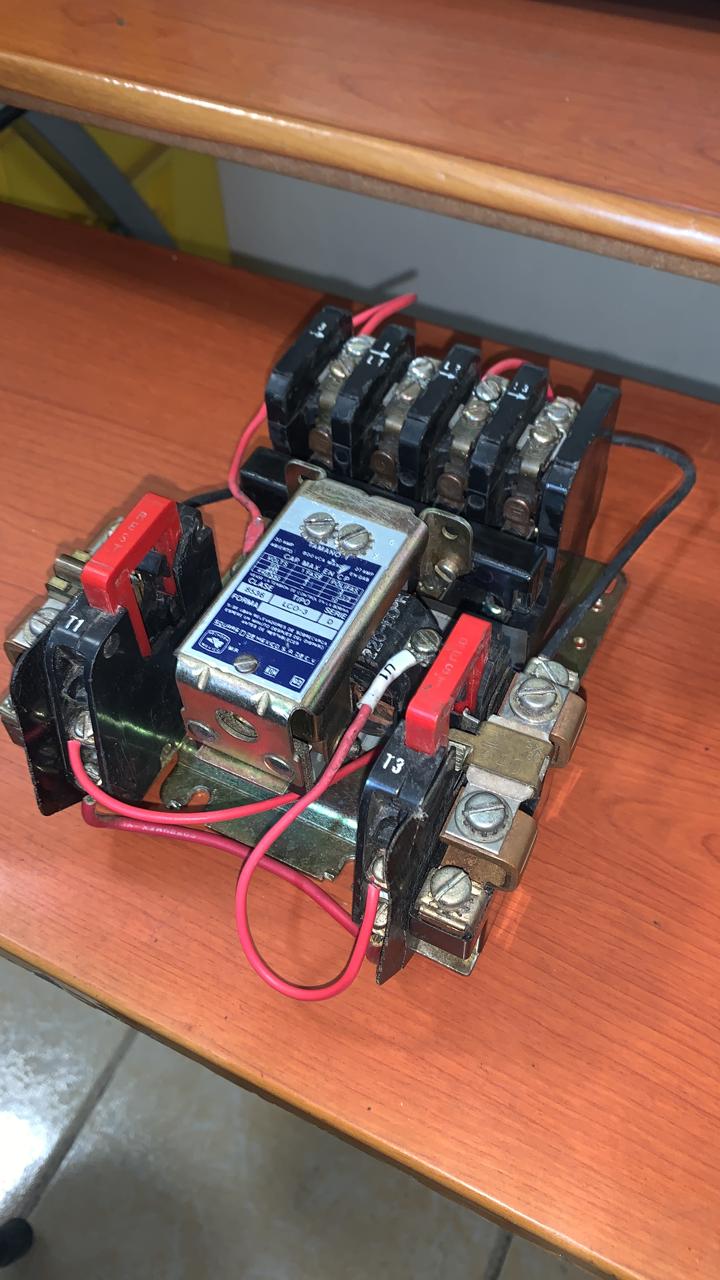 Arrancador 10 HP Square D 8536