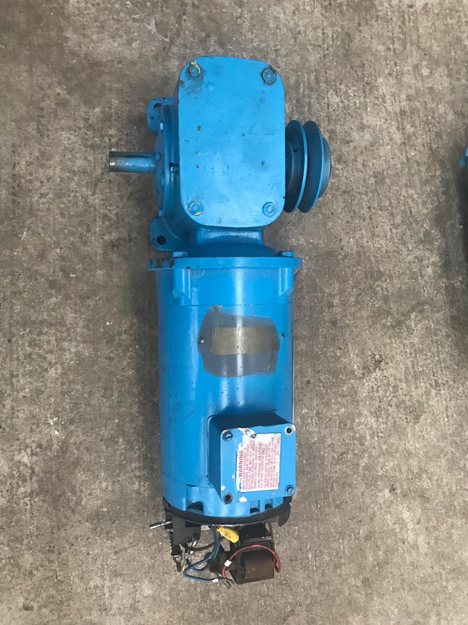 Motorreductor de Corriente Alterna 1/2 HP Baldor VBM3538