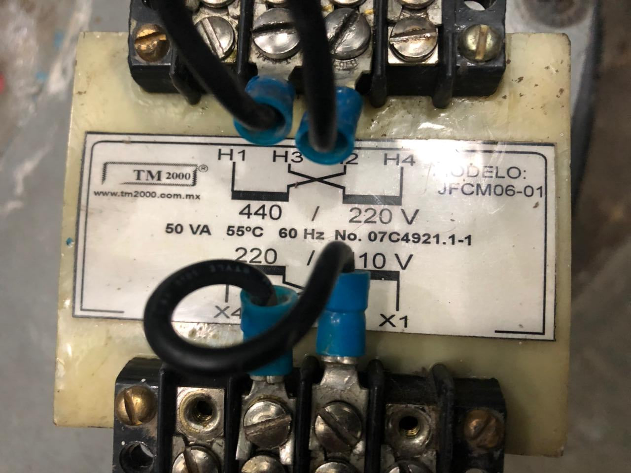 Transformador de Control Marca TM2000.