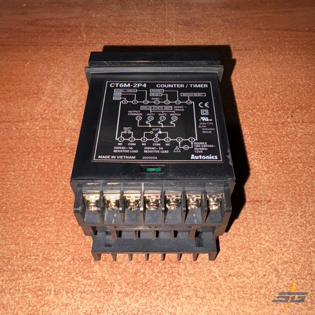 Contador AUTONICS CT6M-2P4