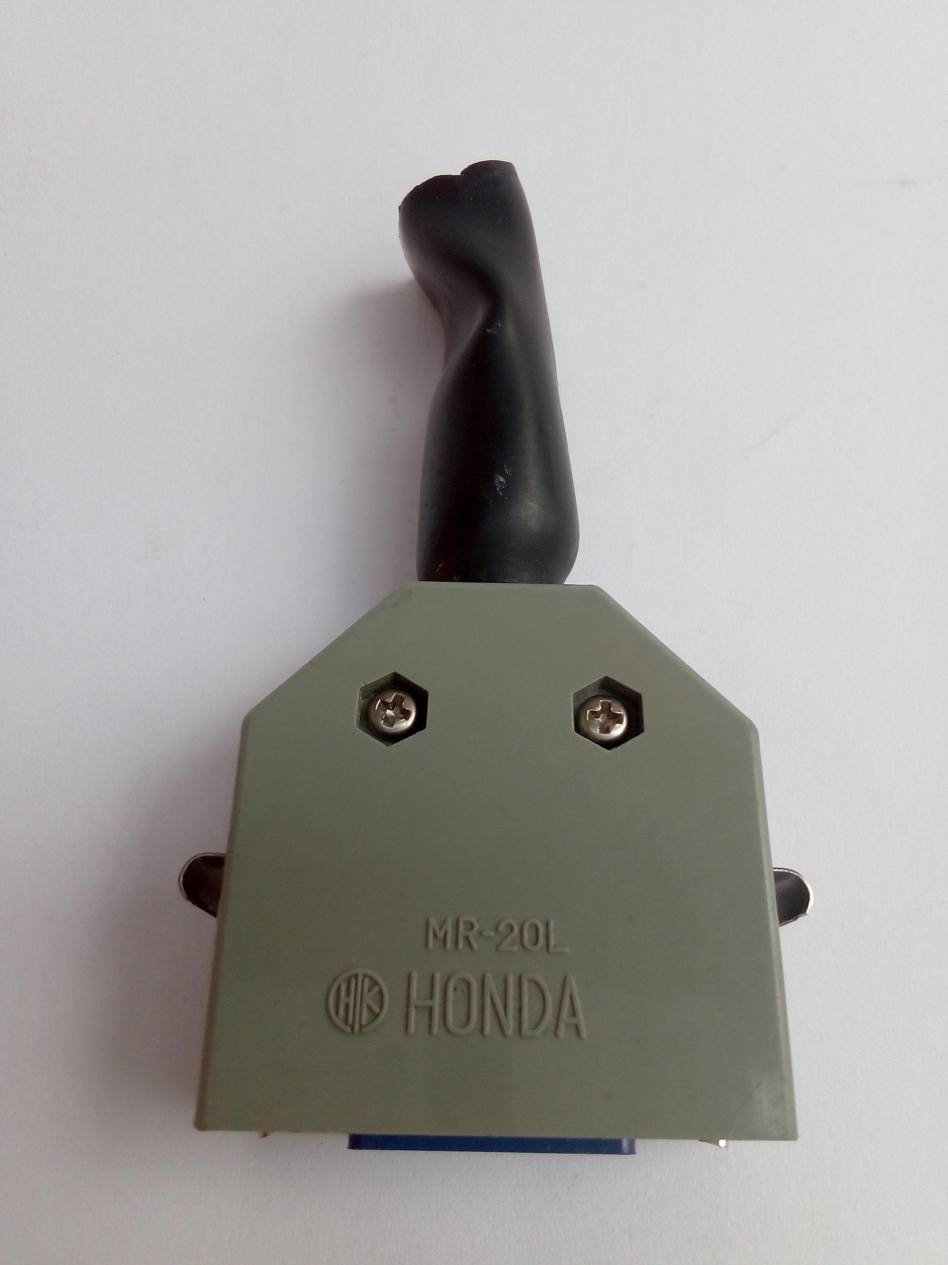 Conector Honda MR-20L (Pines Pochados)