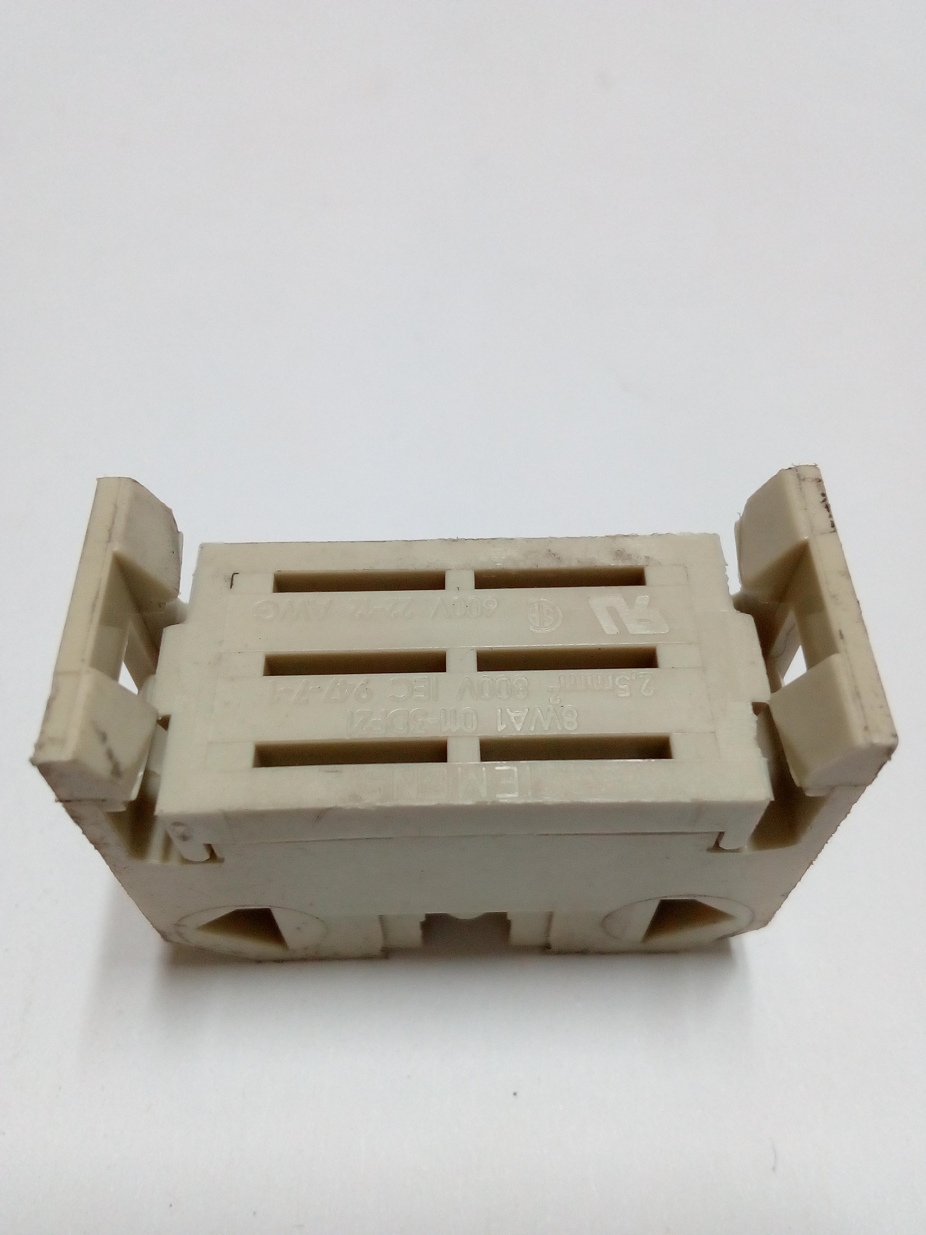 SIEMENS 8WA1 011 1 SF12 FUSE TERMINAL BLOCK, 6.3A 250V, 1.5MM, (10 PER BAG) USED
