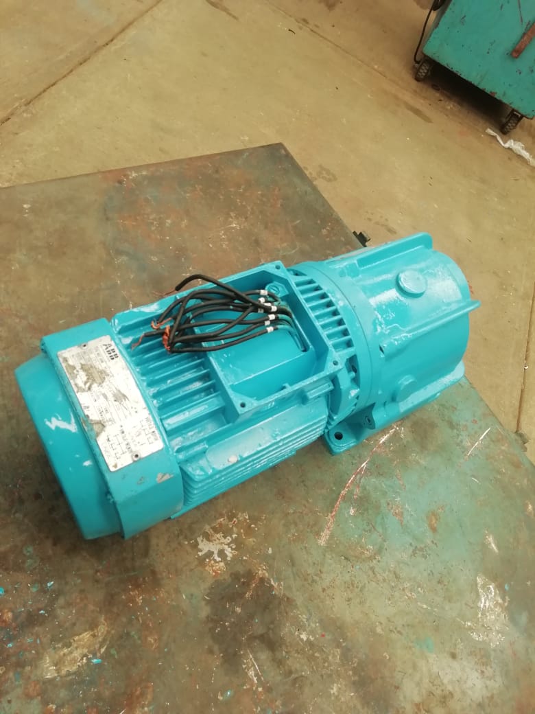 MOTORREDUCTOR ELÉCTRICO DE CORRIENTE ALTERNA ABB