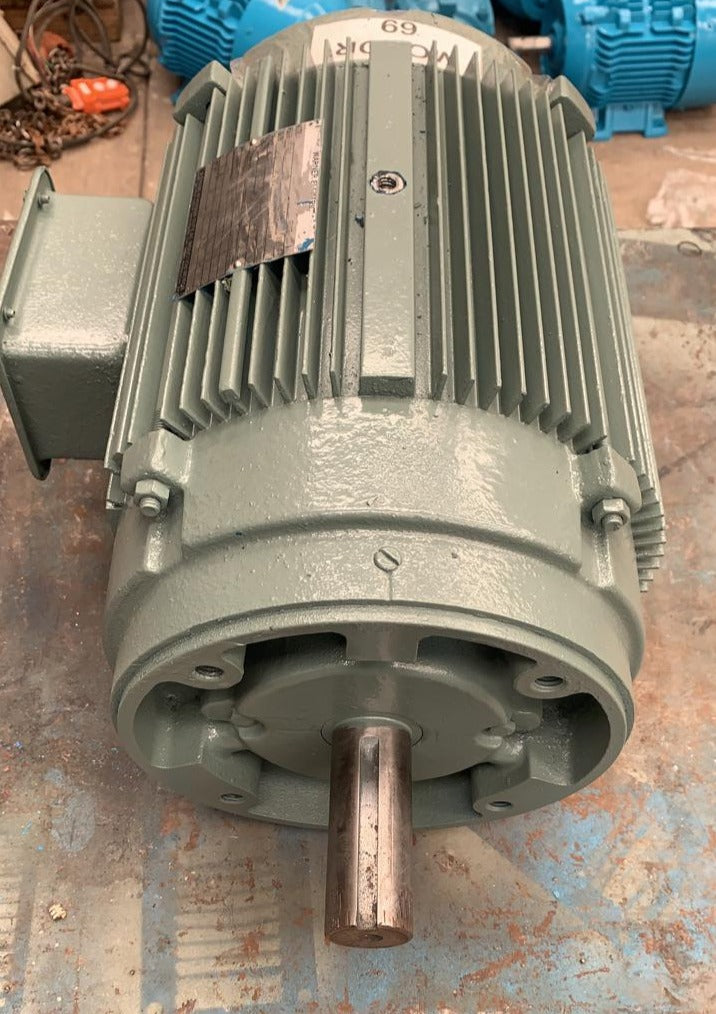 Motor de Corriente Alterna 7.5 HP Warner Electric 4N213THTL7726BA