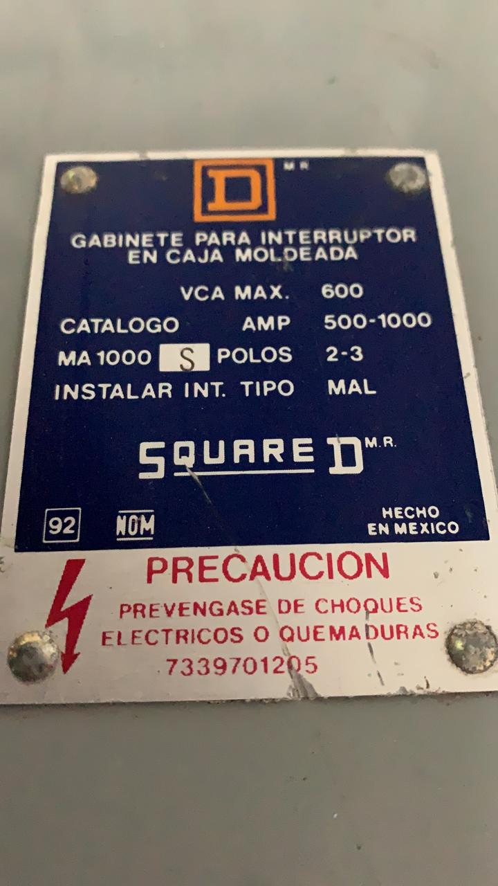 Interruptor en Caja Moldeada Square D 600A MA1000